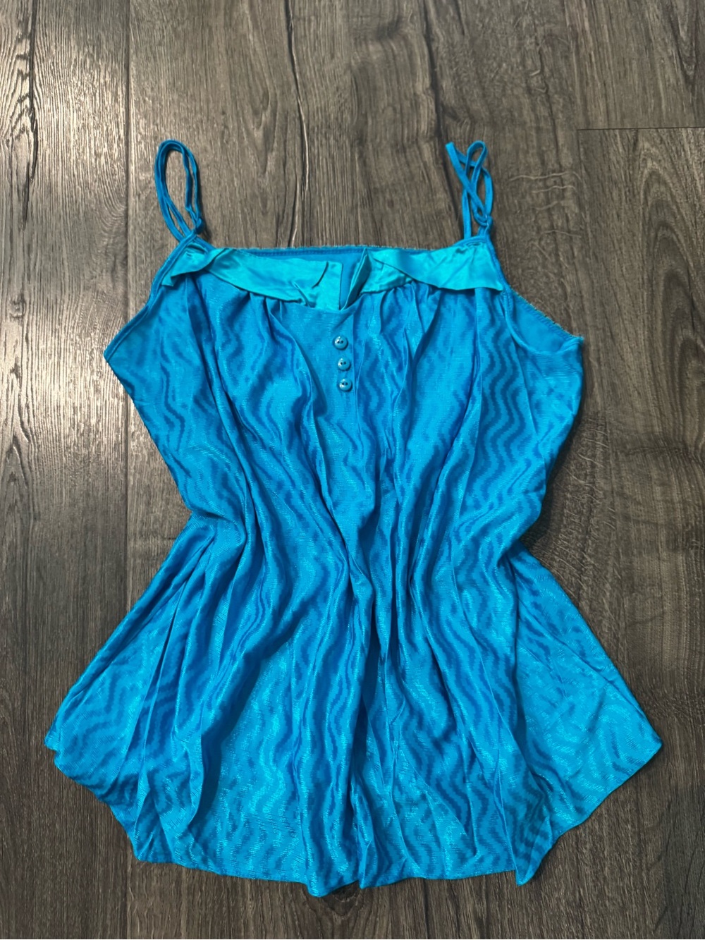 Lady Cameo vintage Y2K Turquoise Blue Women's Spaghetti-Strap Camisole medium